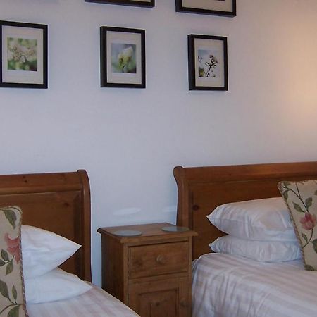 Caddon View Country Guest House Innerleithen Værelse billede