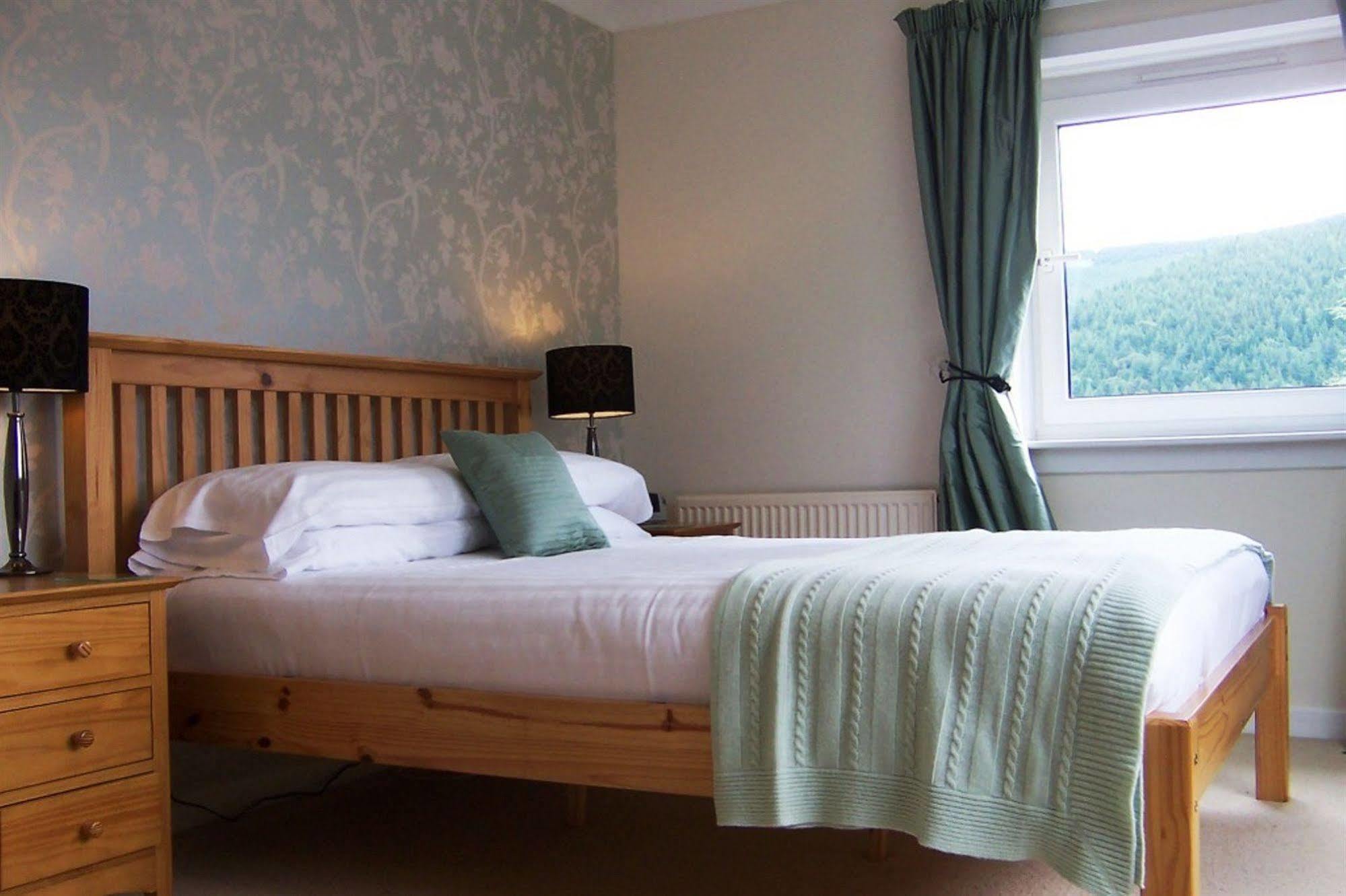 Caddon View Country Guest House Innerleithen Eksteriør billede