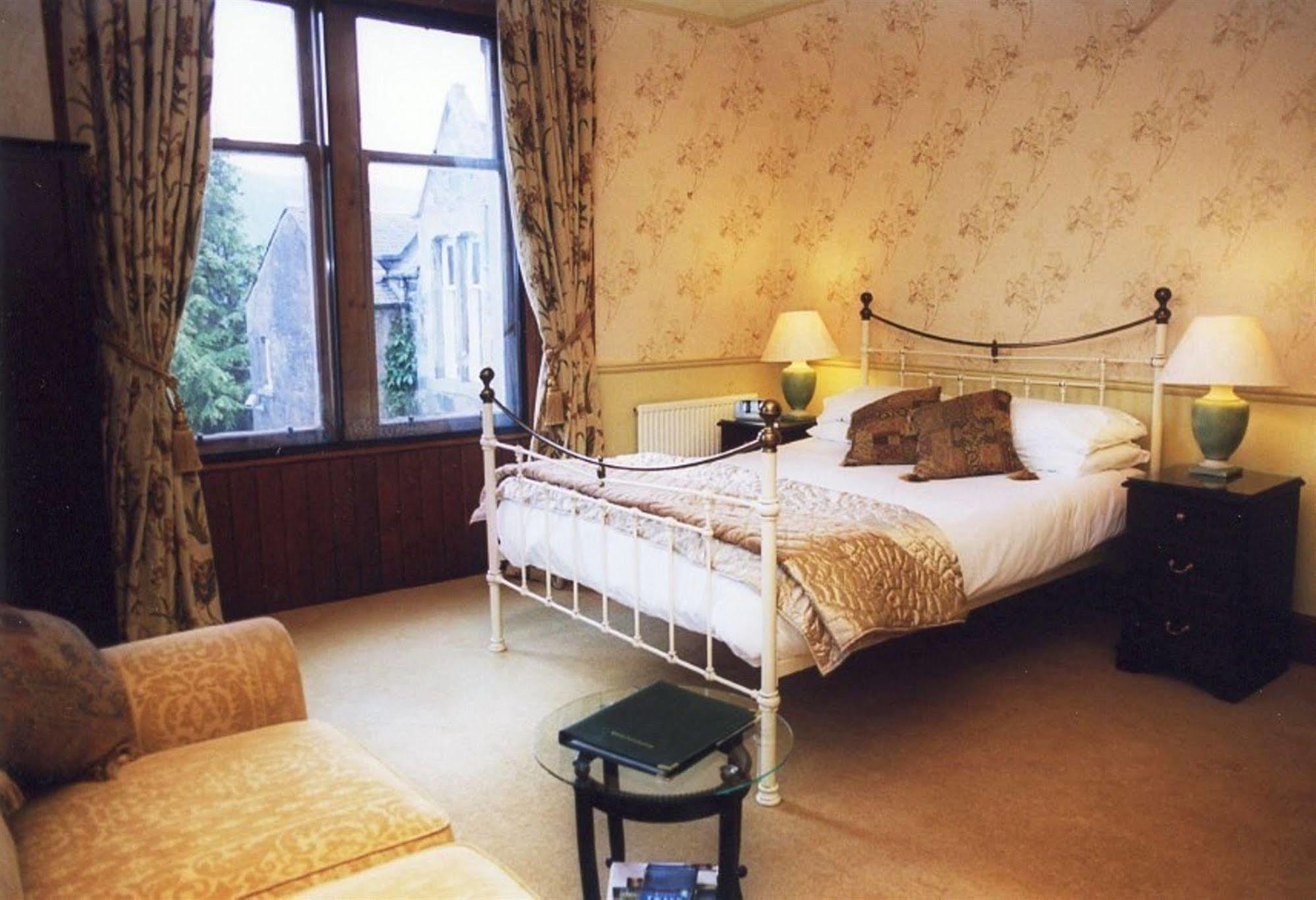 Caddon View Country Guest House Innerleithen Eksteriør billede