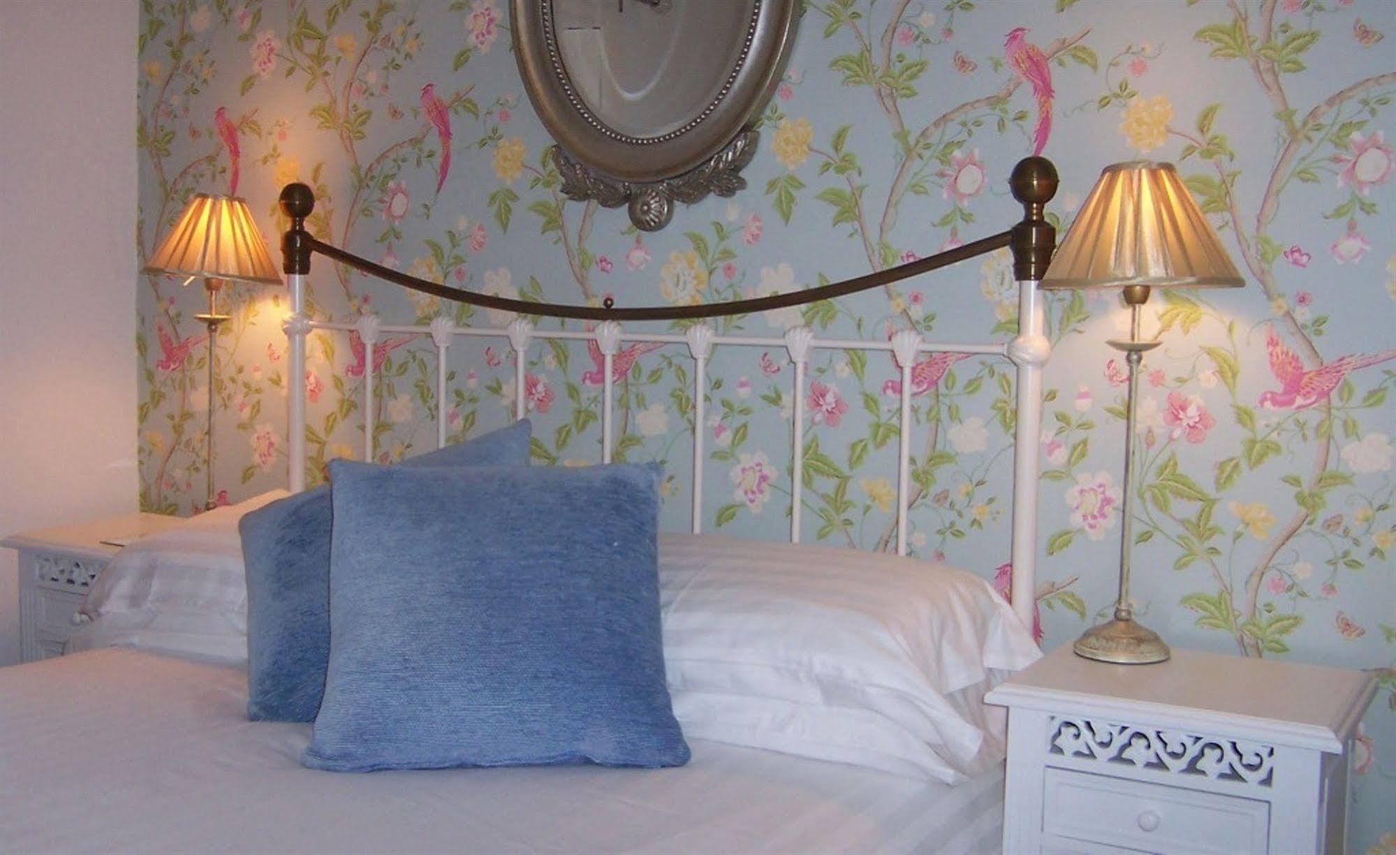 Caddon View Country Guest House Innerleithen Eksteriør billede